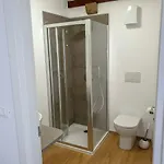 Borgo Di Ponte & בית הארחה